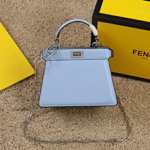 Picture of Fendi Lady Handbags _SKUfw152940976fw